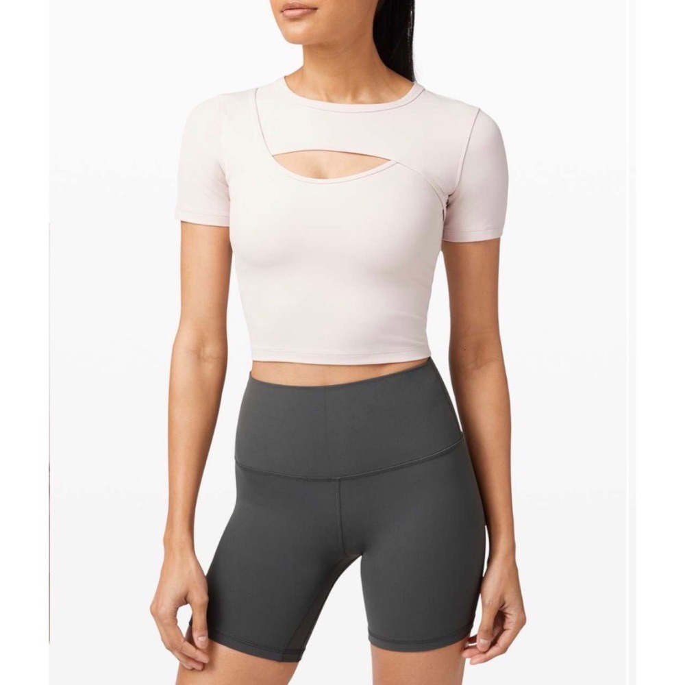 Lululemon Get Centred Short Sleeve Shirt Misty Pink Size 8 Athleisure Activewear